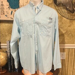 Columbia Men's Aqua Checkered Button Down Shirt. PFG. Omni Shade. XL Nearly new